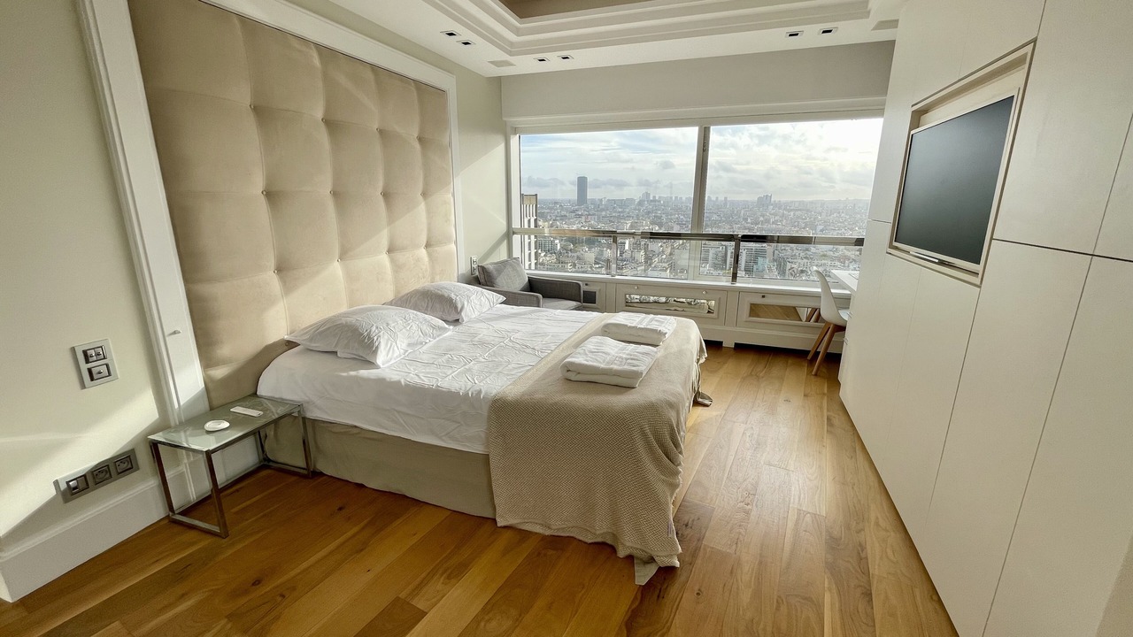 Photo of Bedroom in 15th Arrondissement
