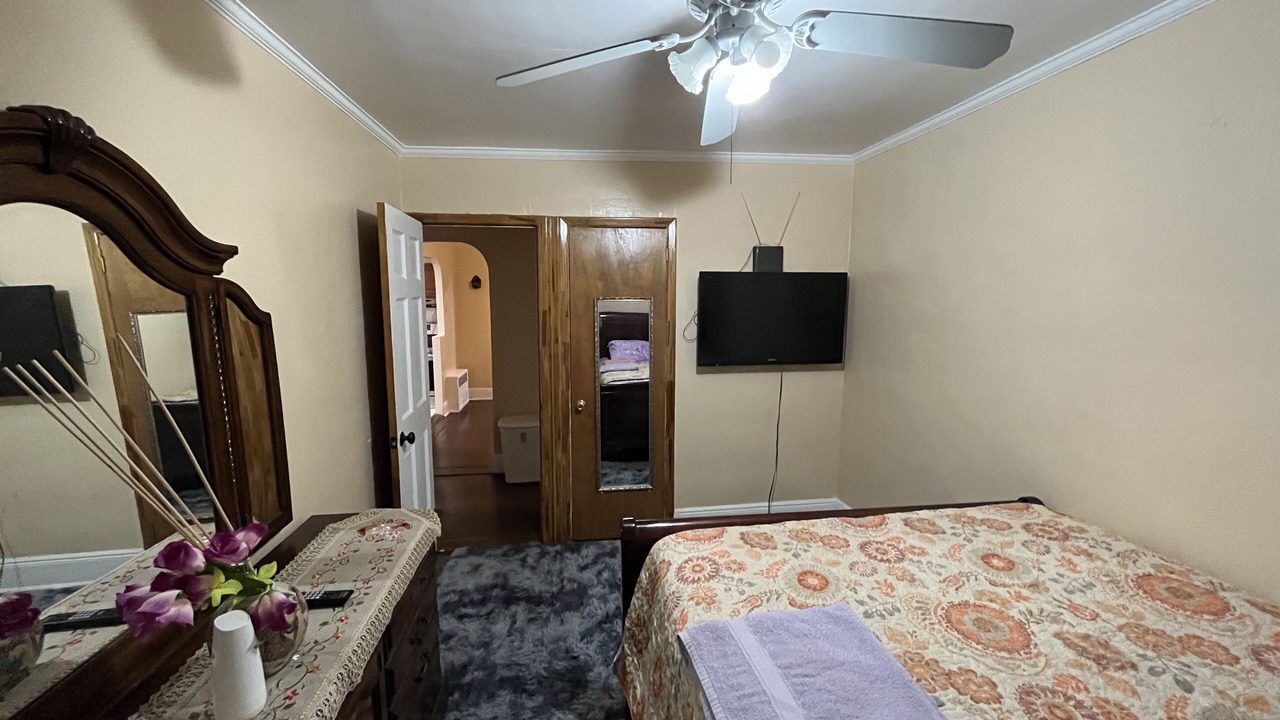 Photo of Bedroom in Flatlands