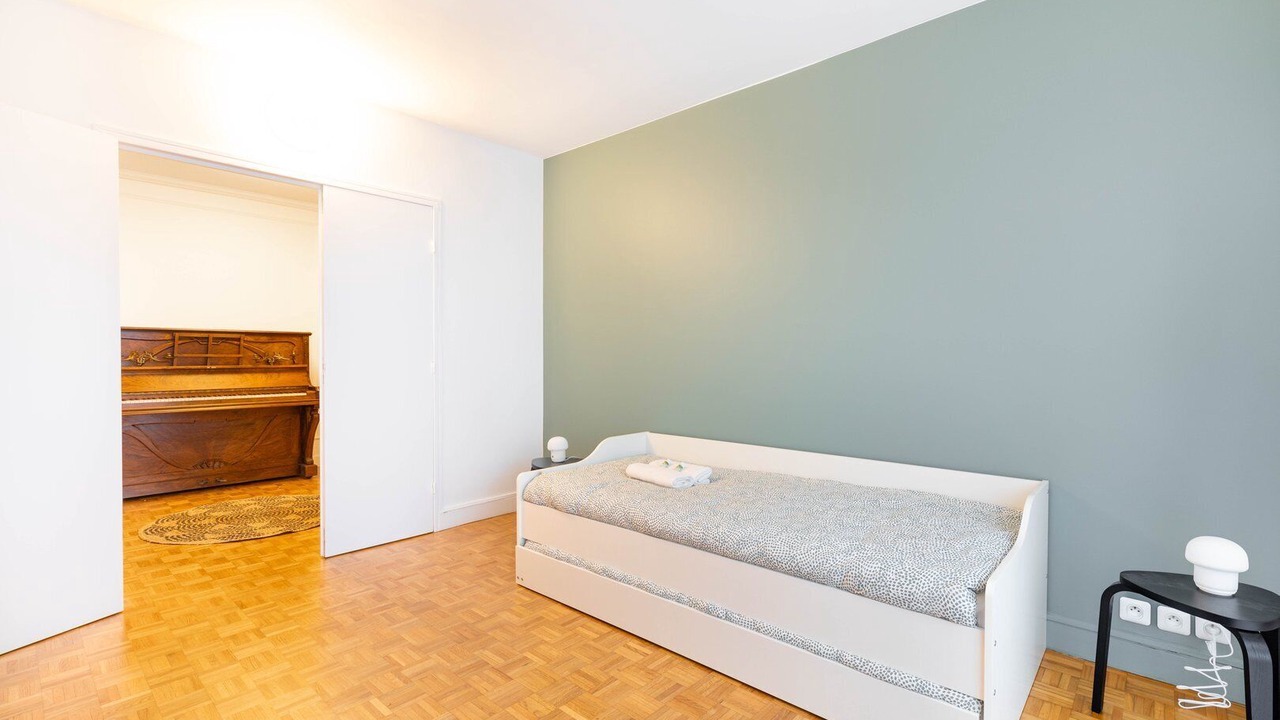 Photo of Bedroom in Fontenay-aux-Roses