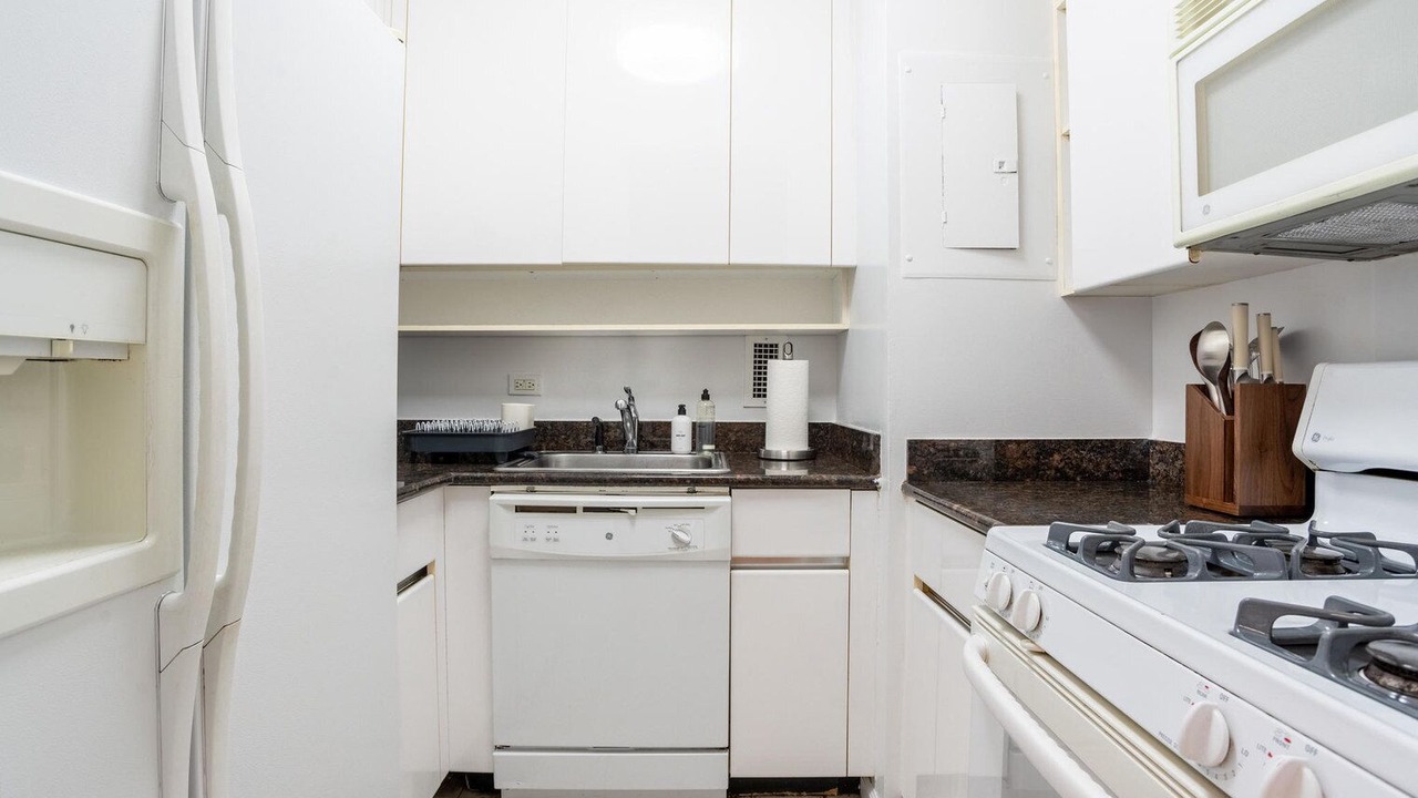 Photo of Kitchen in Sutton Place