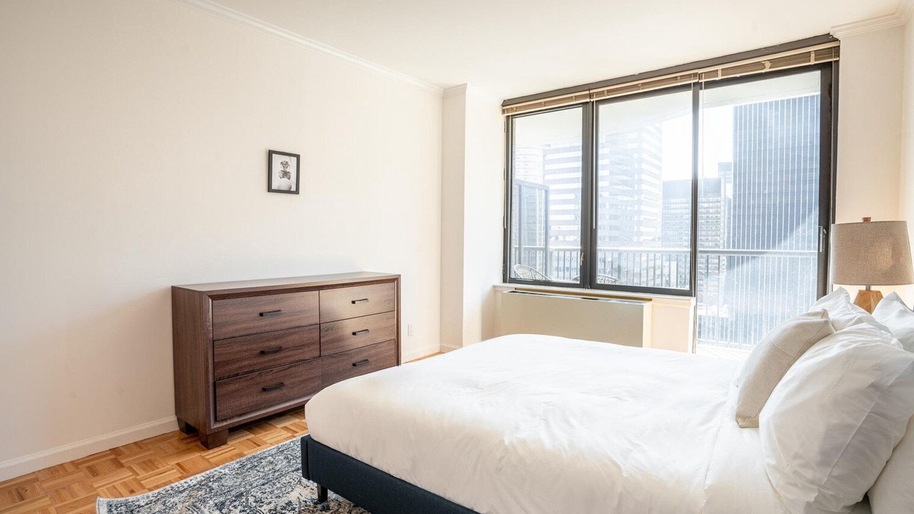 Photo of Bedroom in Sutton Place