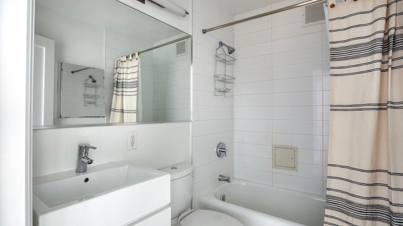 Photo of Bathroom in Sutton Place