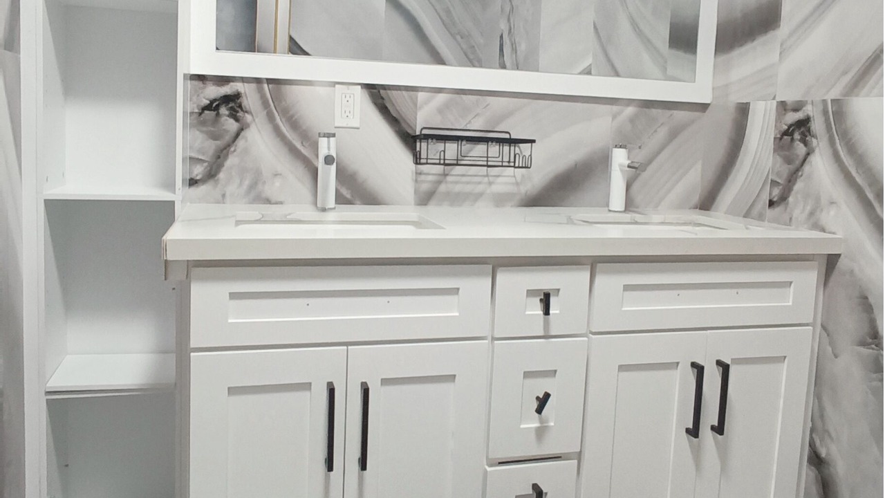 Photo of Bathroom in Rokers Point