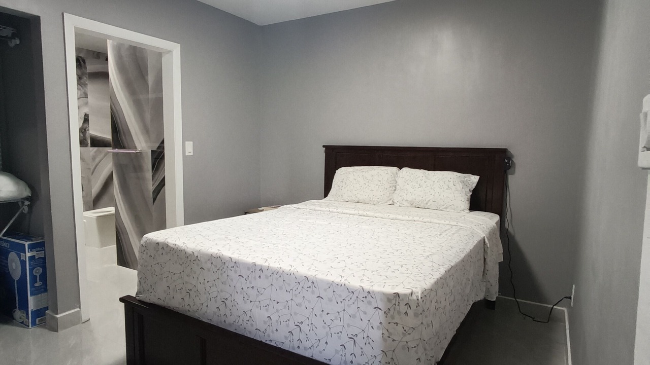 Photo of Bedroom in Rokers Point