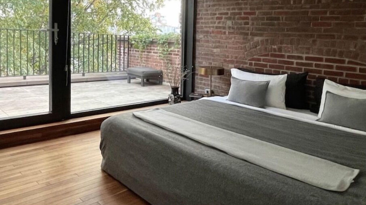 Photo of Others in Williamsburg