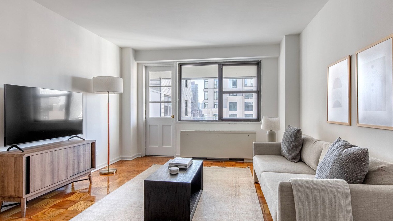 Photo of Livingroom in Upper East Side