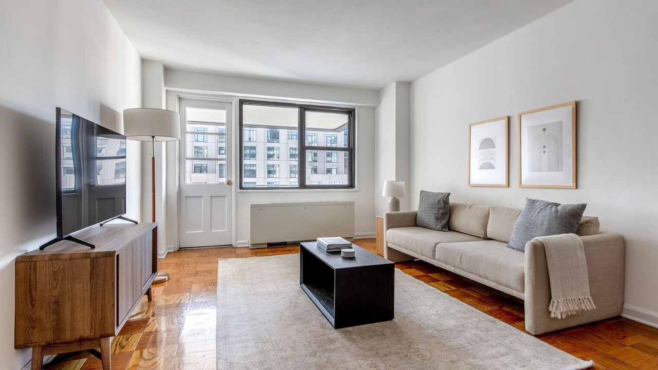 Photo of Livingroom in Upper East Side