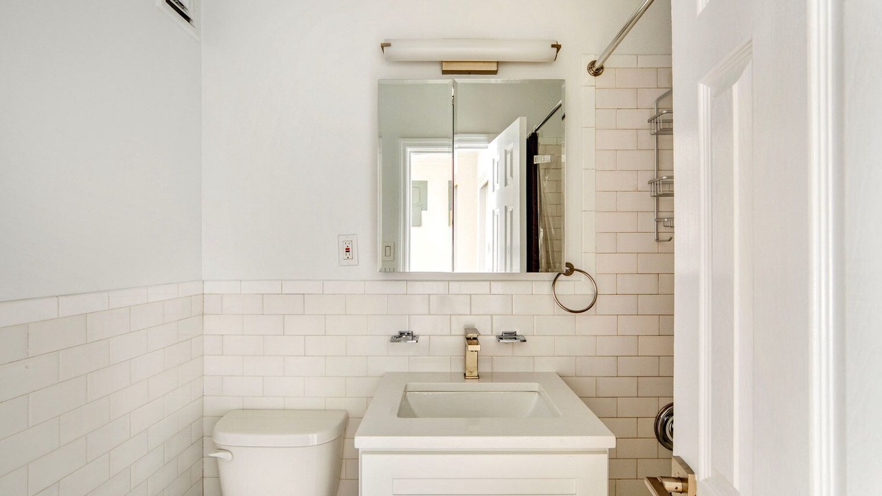 Photo of Bathroom in Manhattan Valley