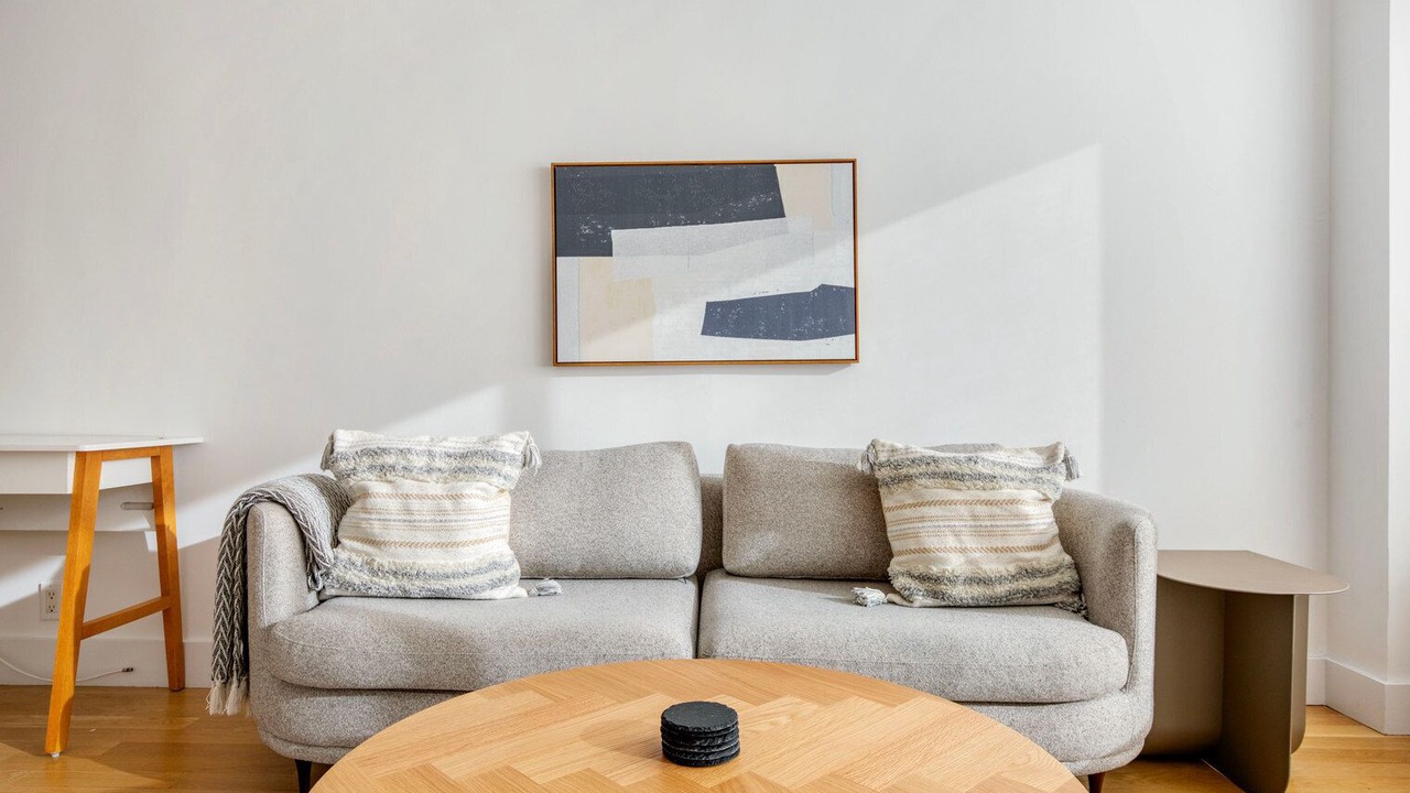 Photo of Livingroom in Manhattan Valley