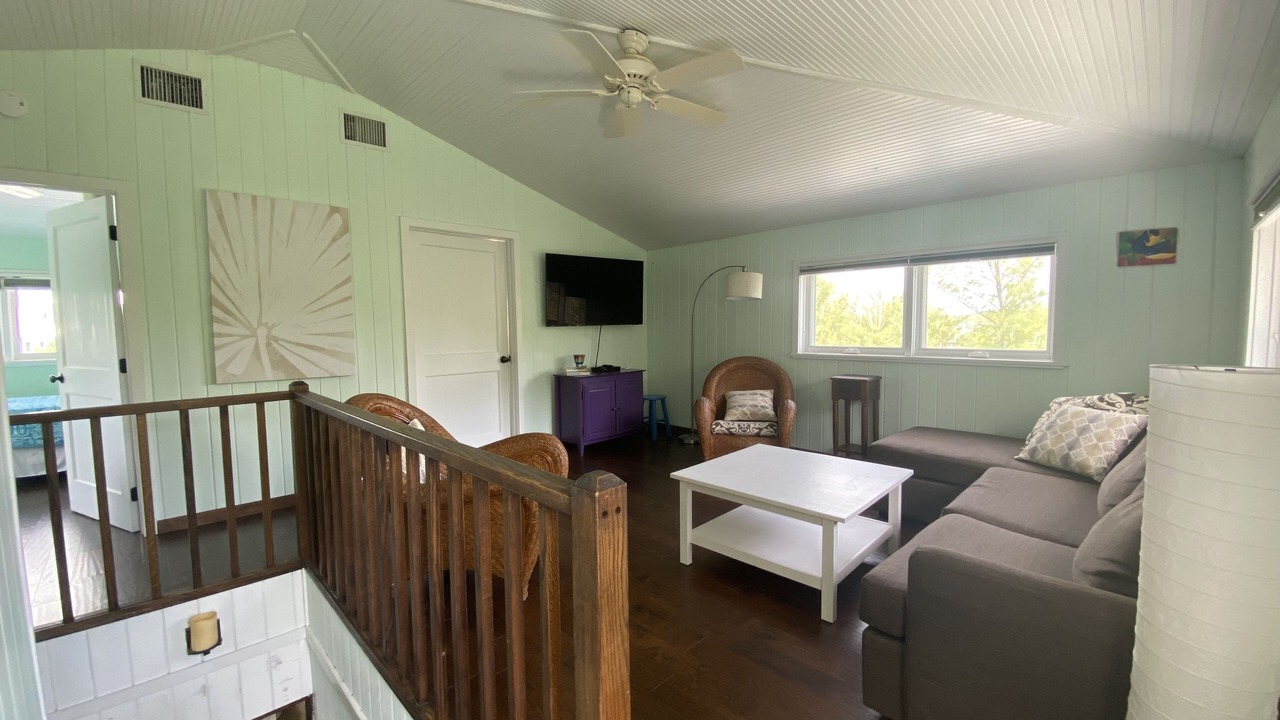 Photo of Bedroom in Green Turtle Cay