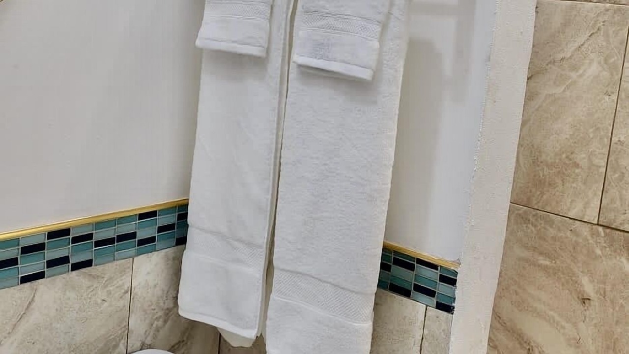 Photo of Bathroom in Tar Bay