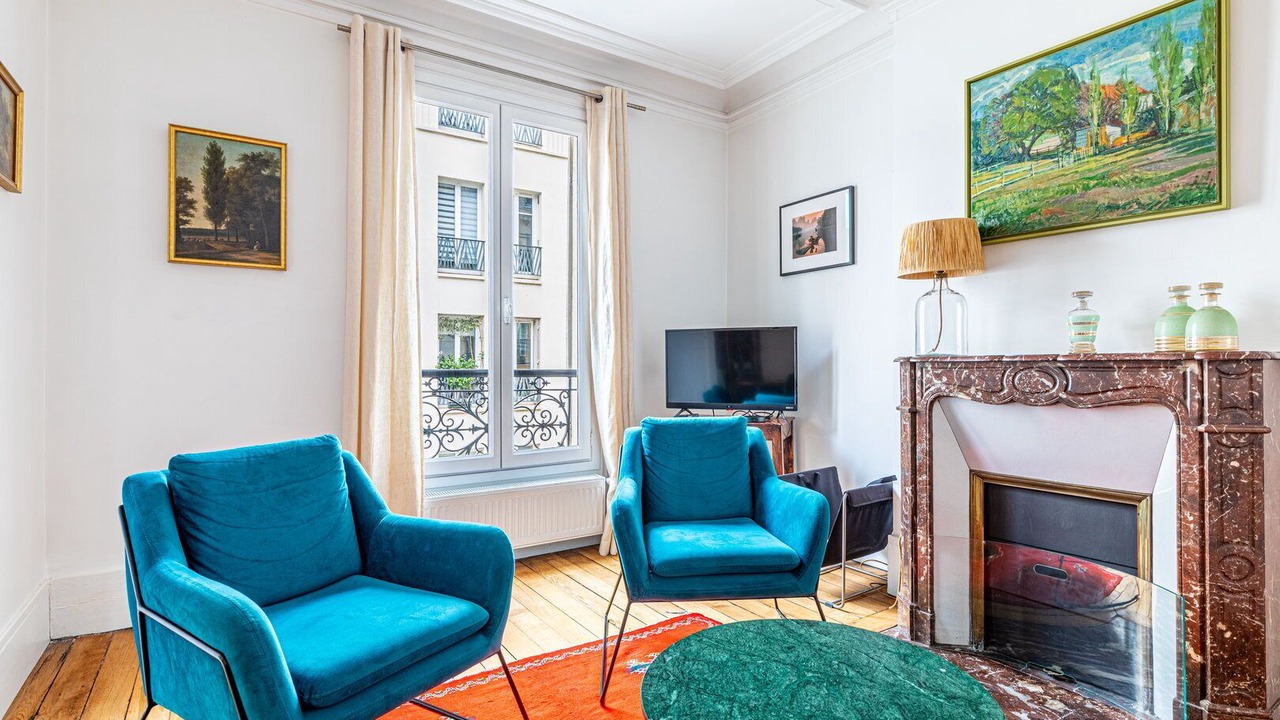 Photo of Livingroom in 15th Arrondissement