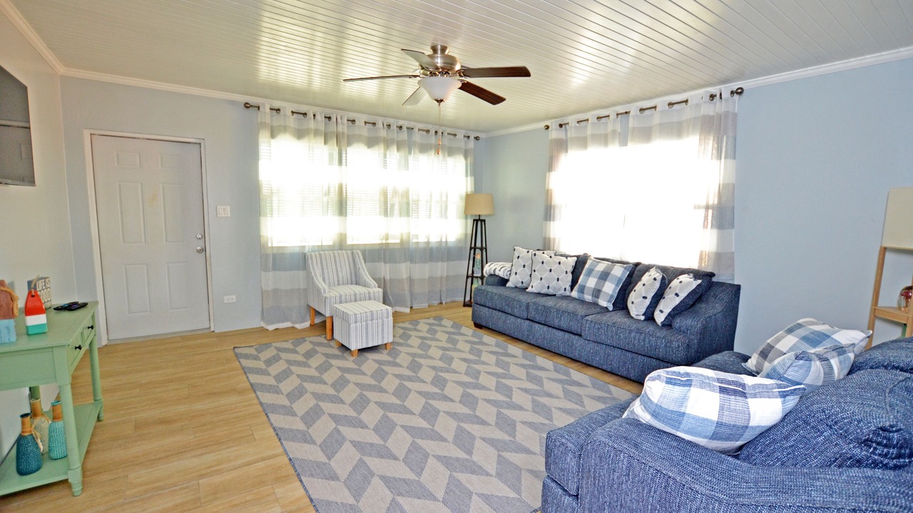 Photo of Bedroom in Spanish Wells