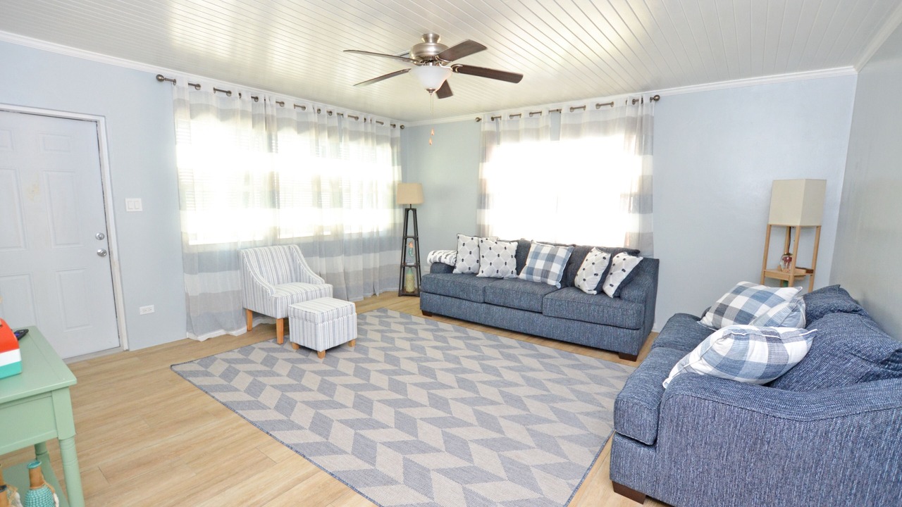 Photo of Bedroom in Spanish Wells