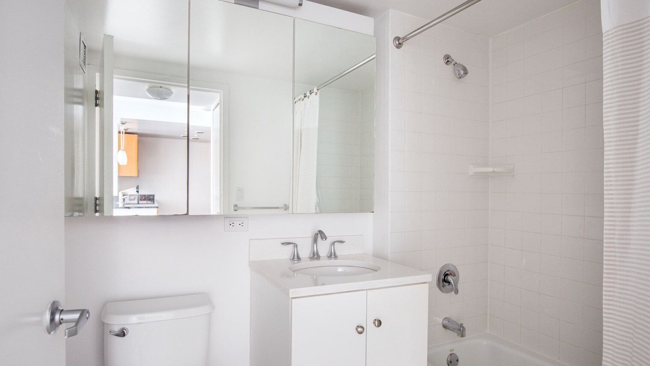 Photo of Bathroom in Bowery