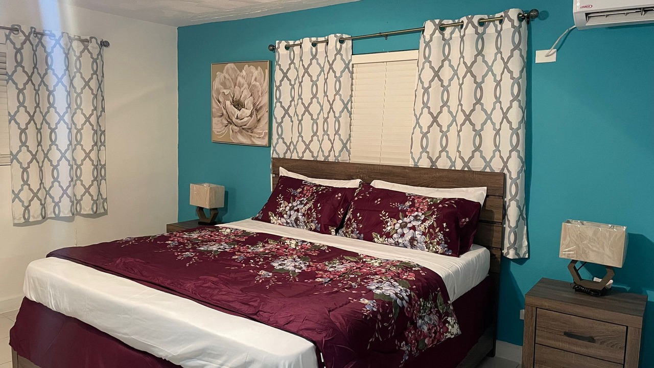 Photo of Bedroom in Nassau
