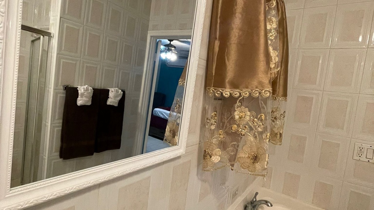 Photo of Bathroom in Nassau