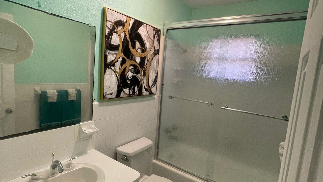 Photo of Bathroom in Nassau