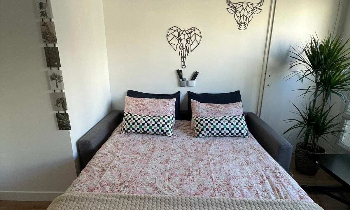 Photo of Bedroom in Alfortville