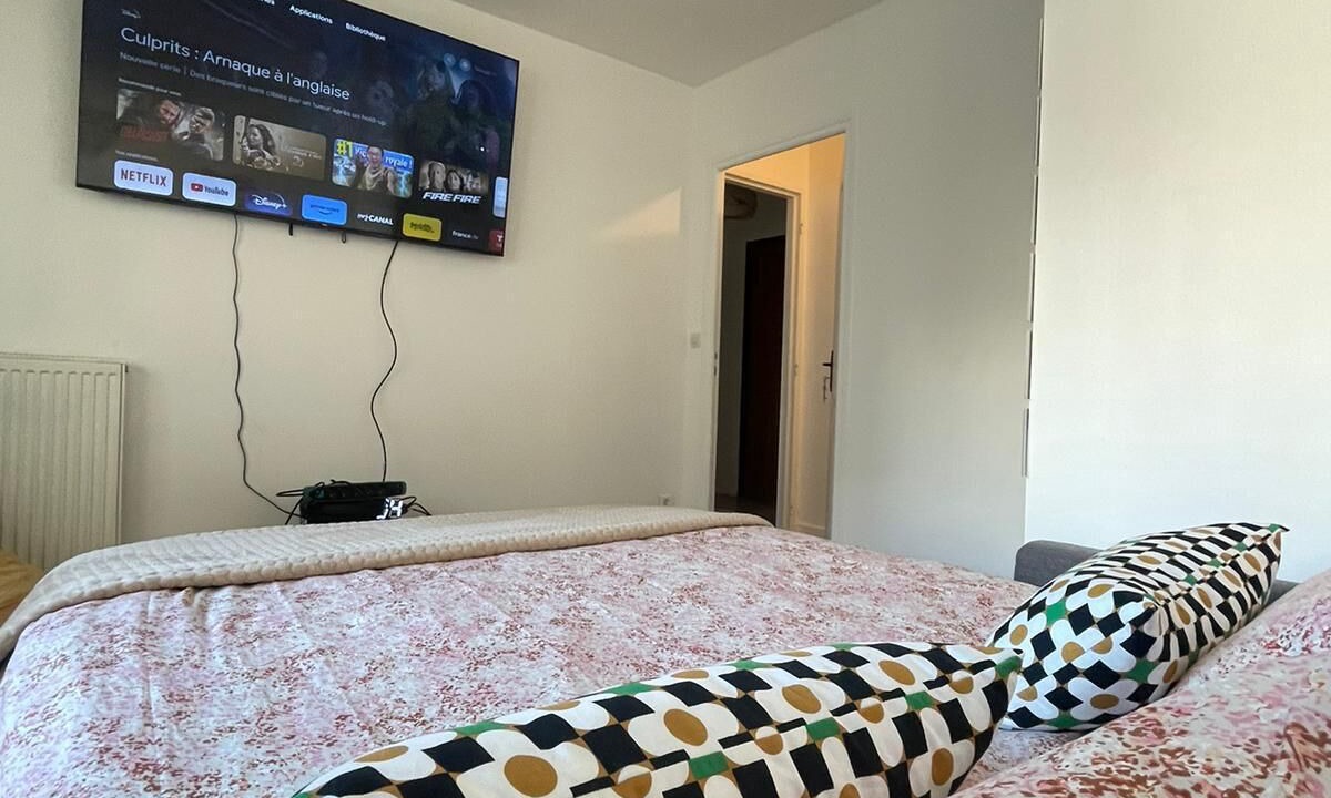 Photo of Bedroom in Alfortville