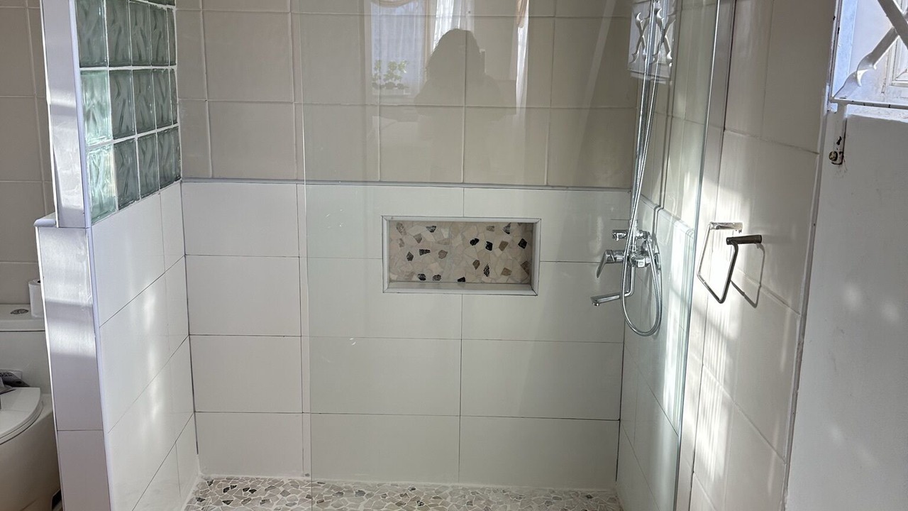 Photo of Bathroom in Albion