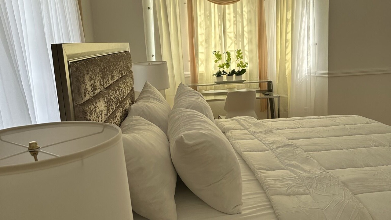 Photo of Bedroom in Albion