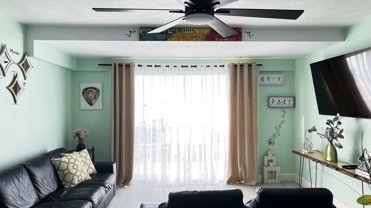 Photo of Livingroom in Kingston