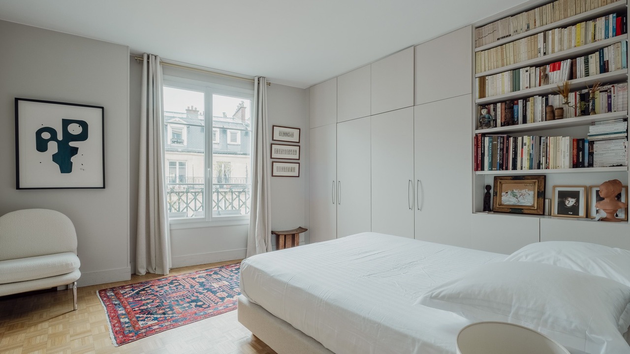 Photo of Bedroom in Saint-Lambert
