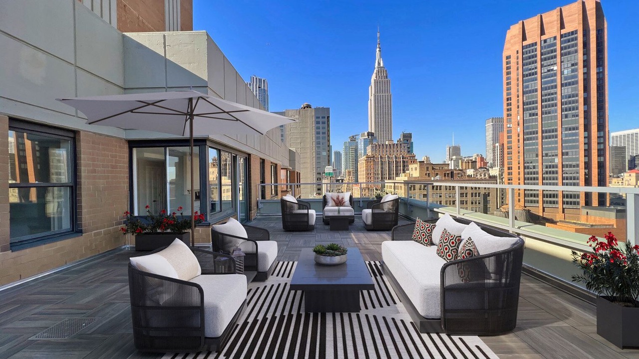 Photo of Patio Balcony in Tudor City