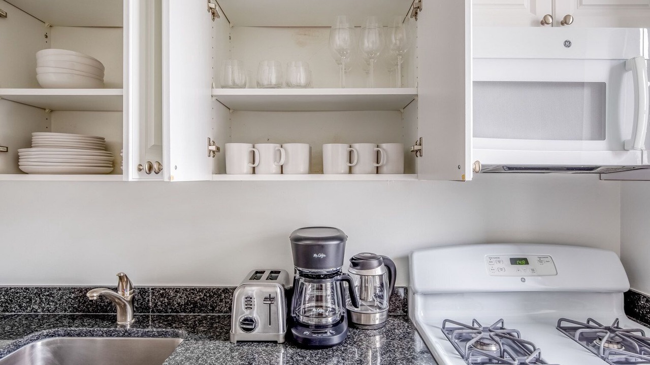 Photo of Kitchen in Tudor City