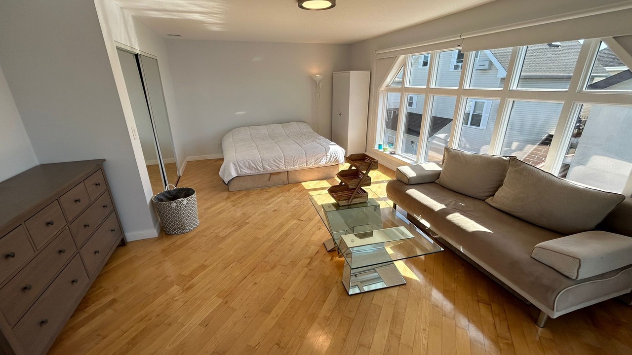 Photo of Bedroom in Sheepshead Bay