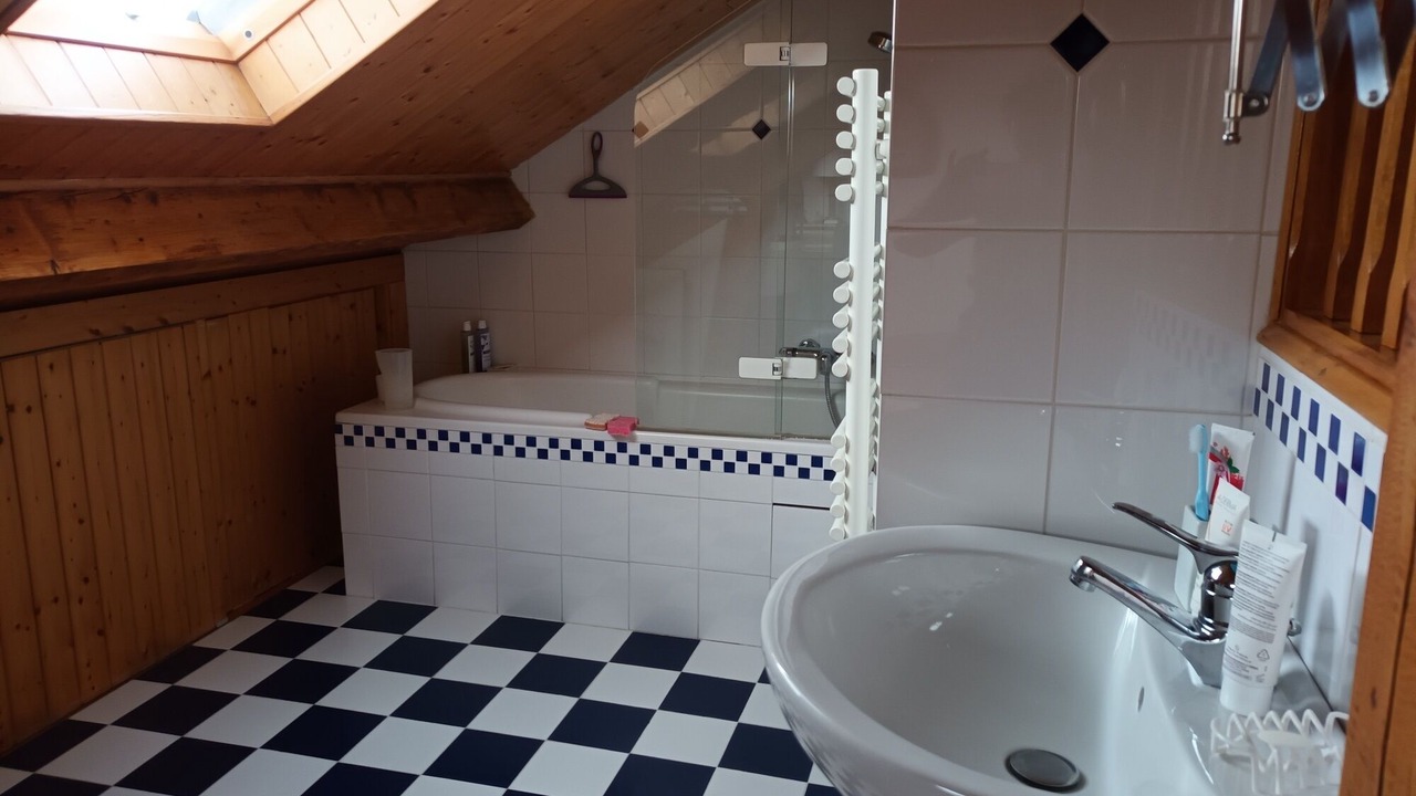 Photo of Bathroom in Antony