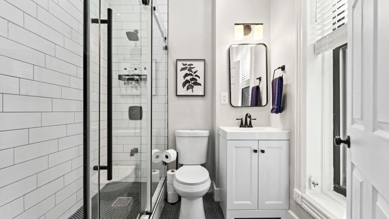 Photo of Bathroom in Central Park North