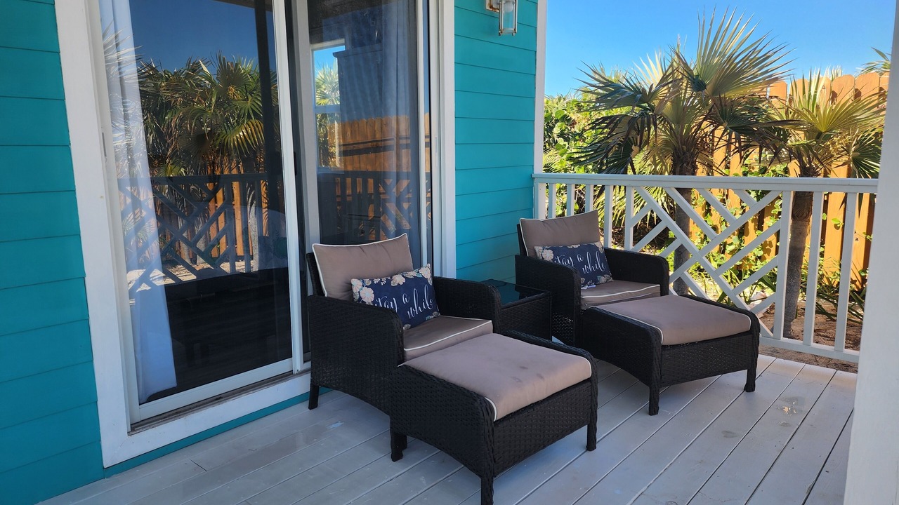 Photo of Patio Balcony in Salt Pond