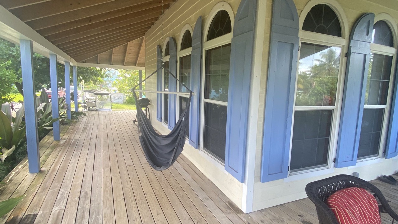 Photo of Patio Balcony in Spanish Wells