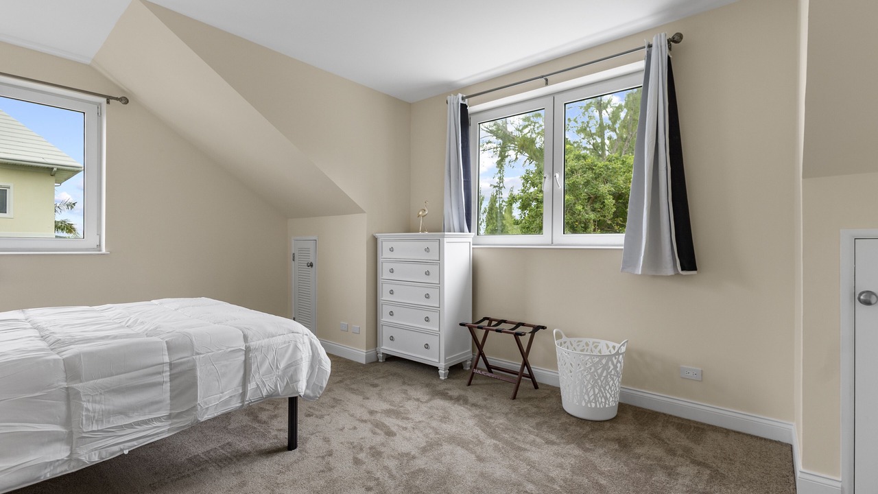 Photo of Bedroom in Paradise Island