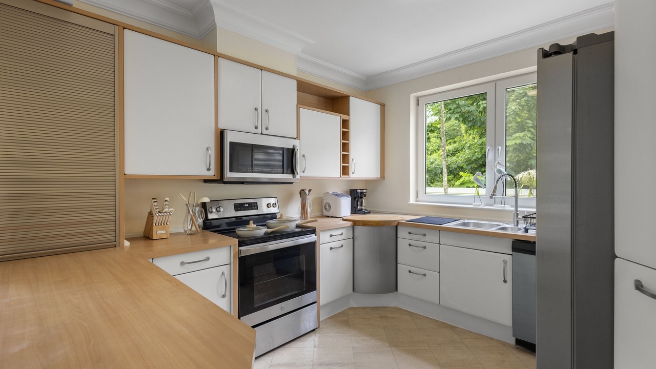 Photo of Kitchen in Paradise Island