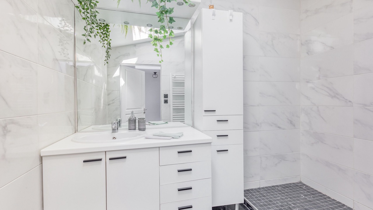 Photo of Bathroom in Alfortville