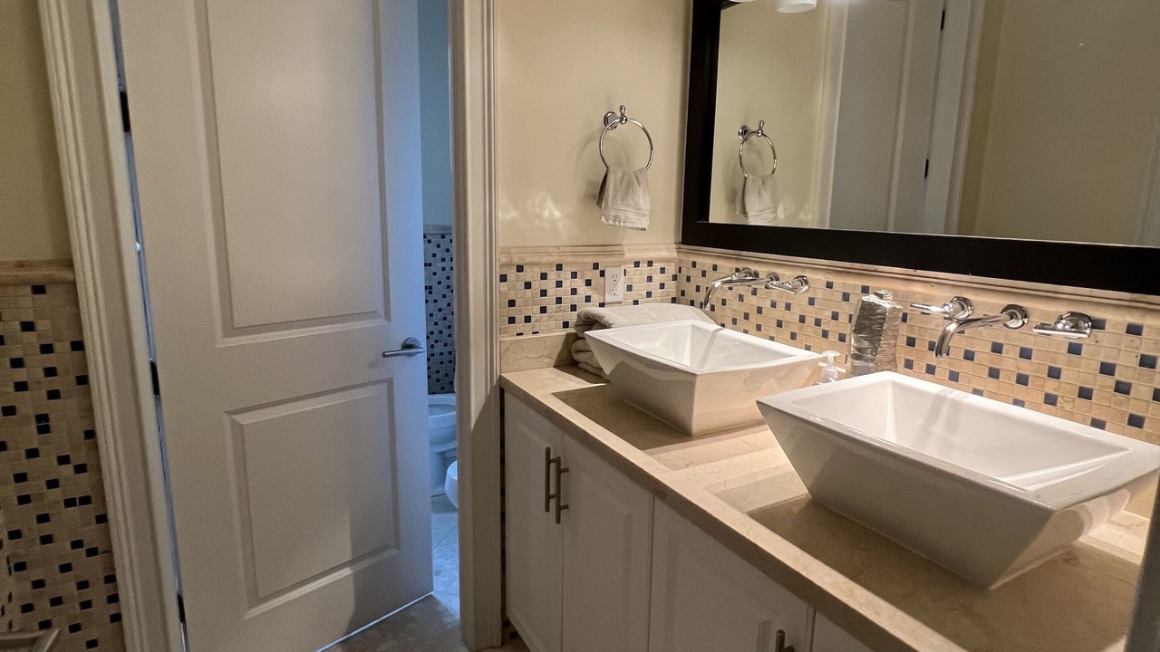 Photo of Bathroom in Alice Town