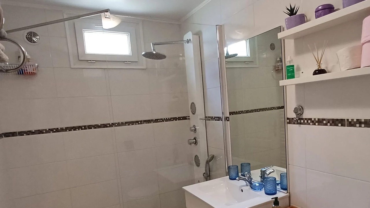 Photo of Bathroom in Paray-Vieille-Poste