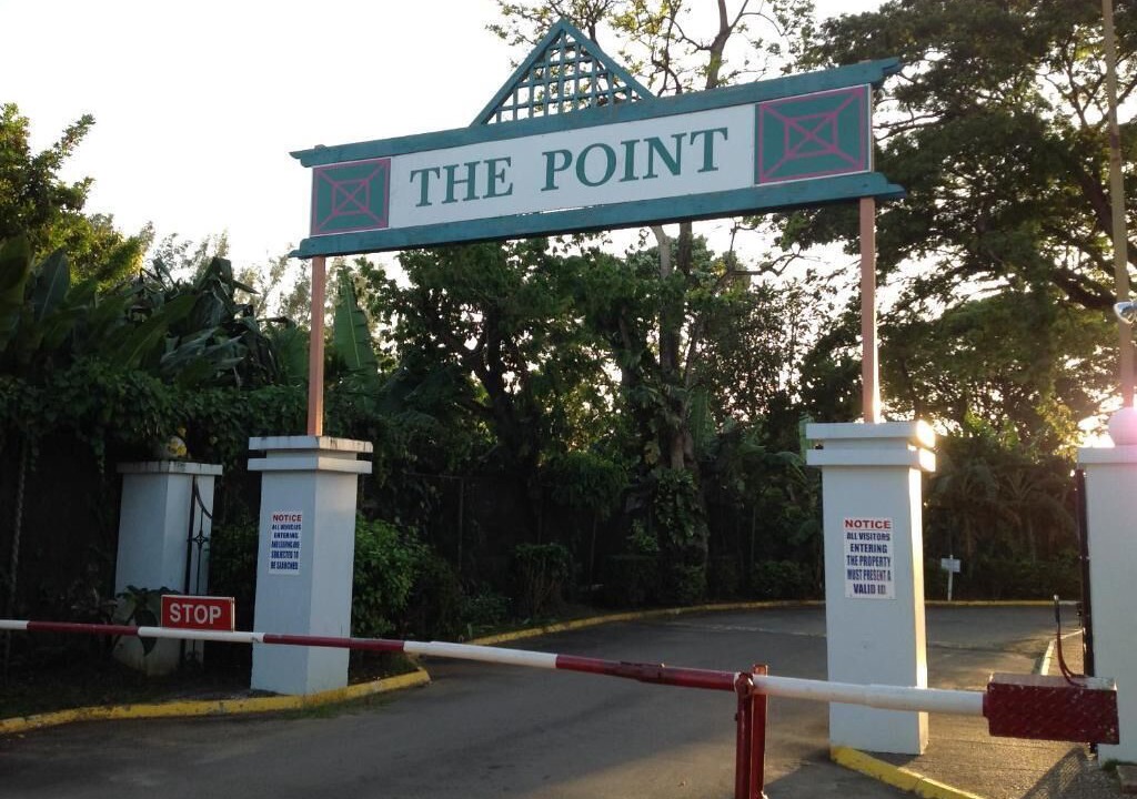 Photo of Others in Orange Bay