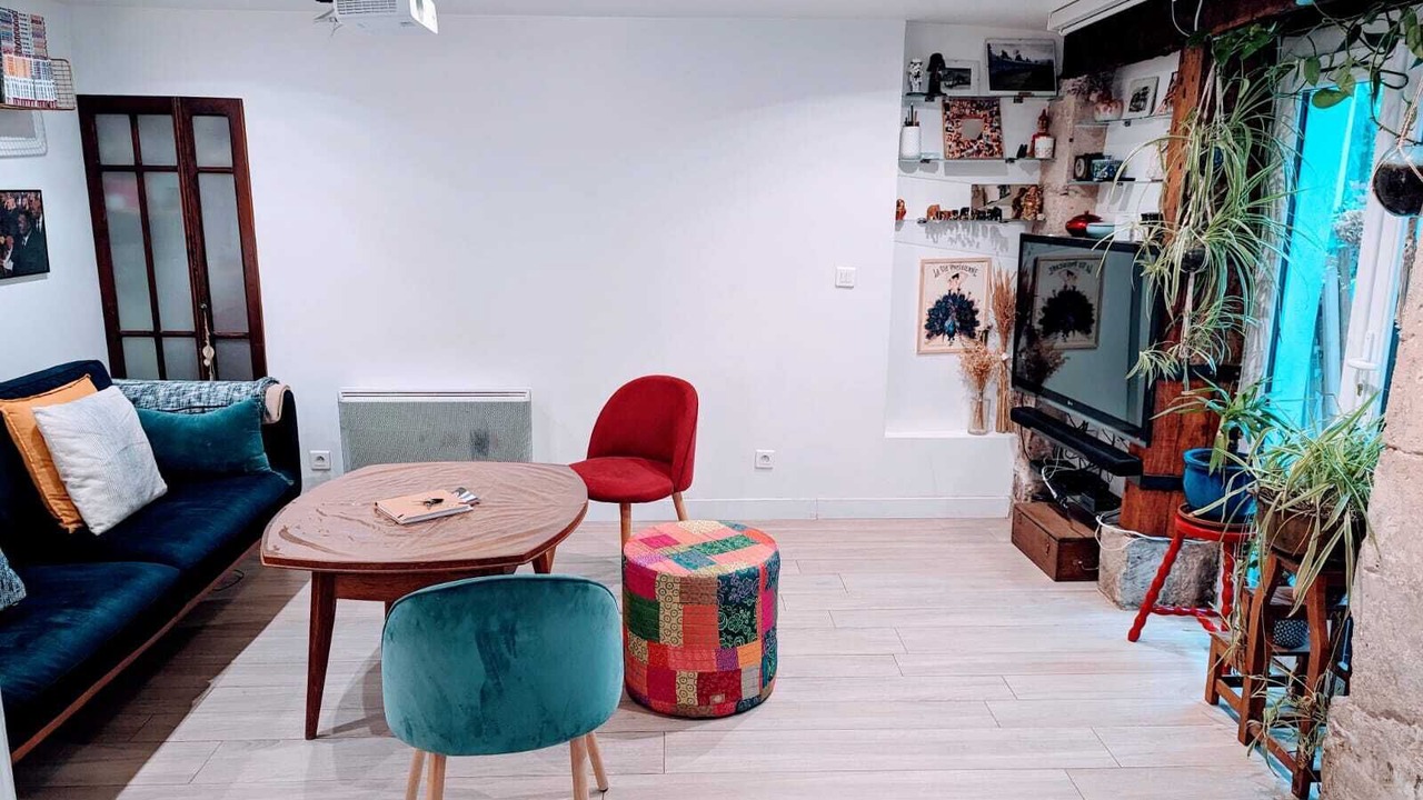 Photo of Livingroom in Combat
