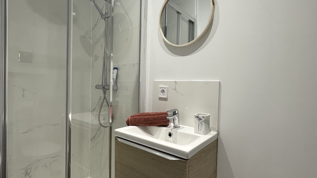 Photo of Bathroom in Maisons-Alfort