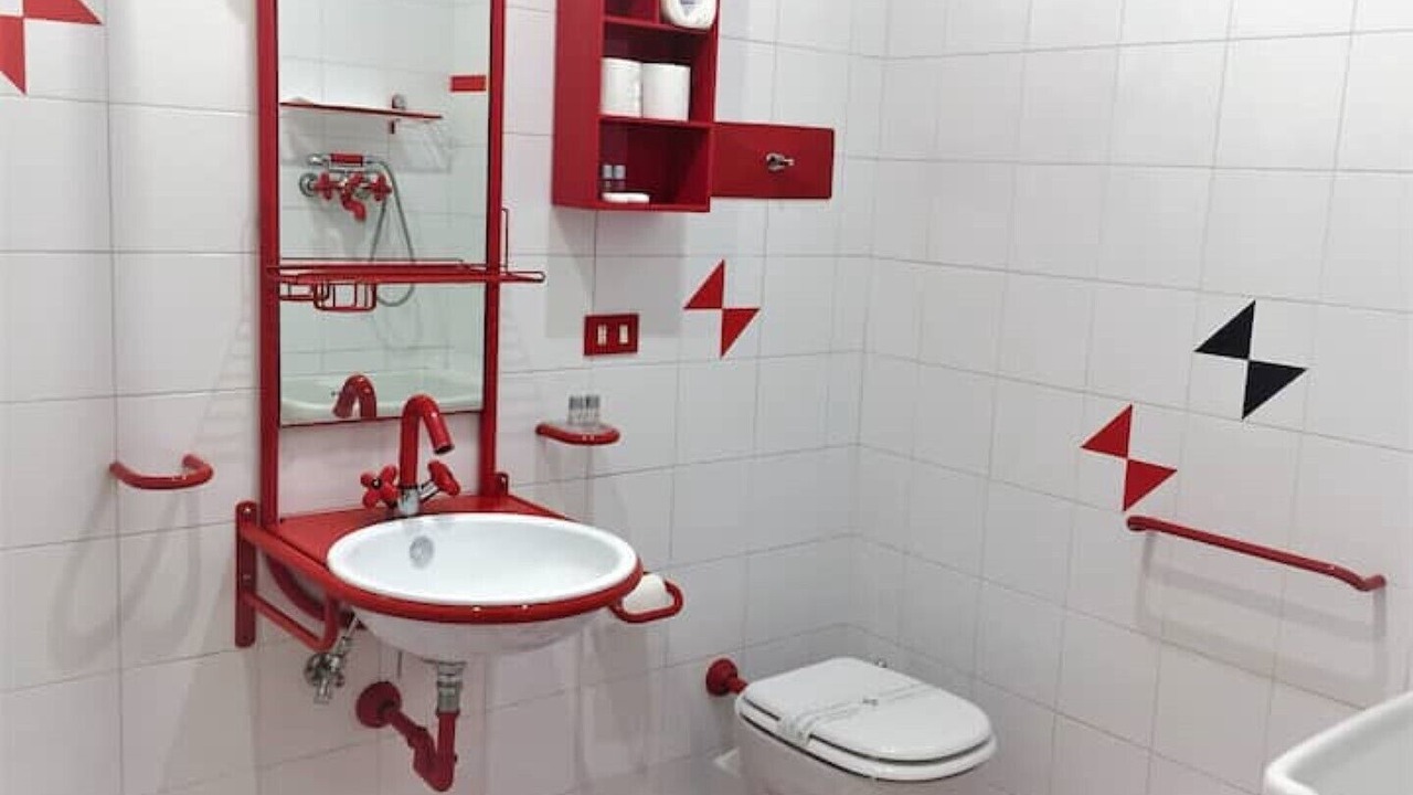 Photo of Bathroom in Ovest