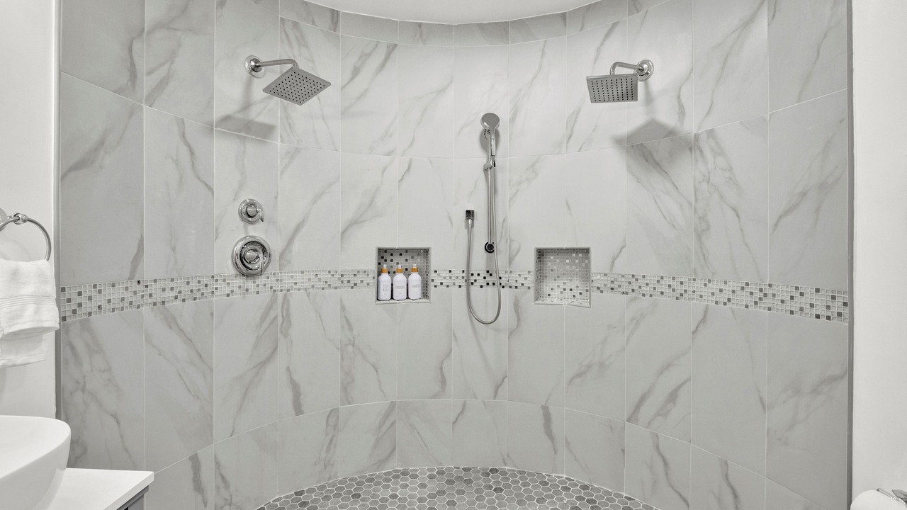 Photo of Bathroom in Paradise Island