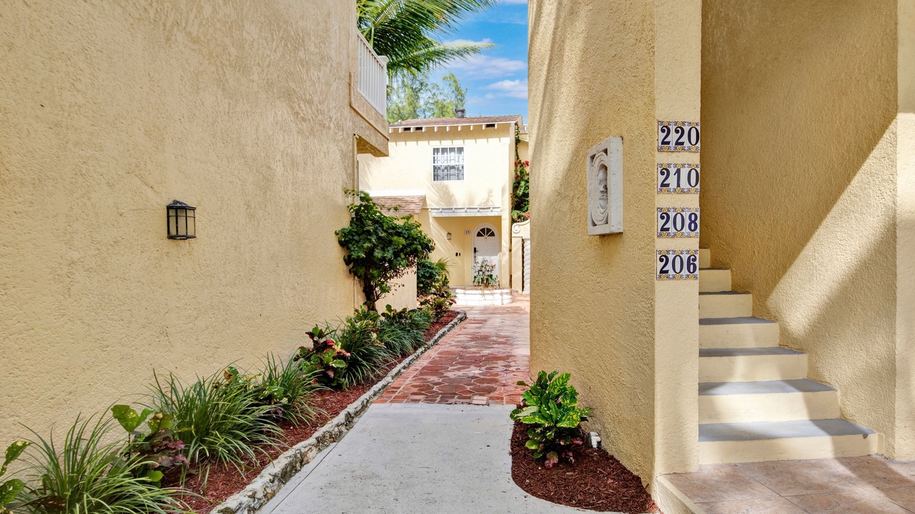 Photo of Outdoor in Paradise Island