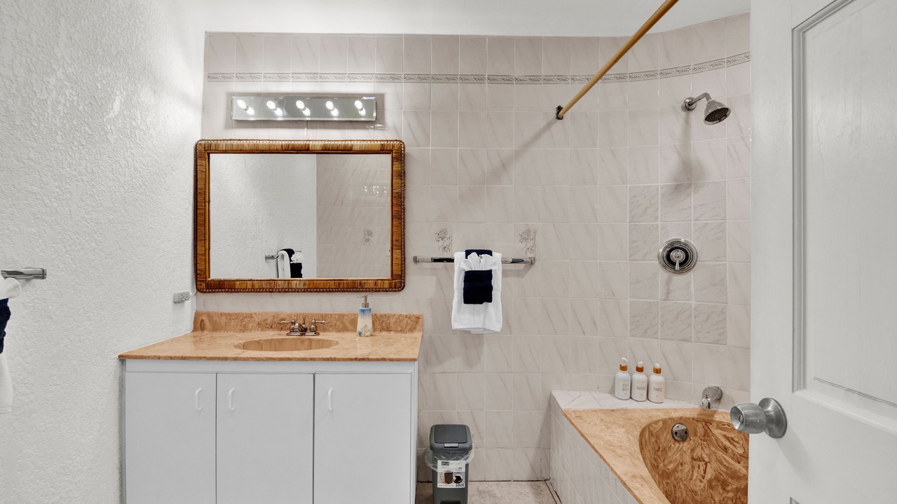 Photo of Bathroom in Paradise Island