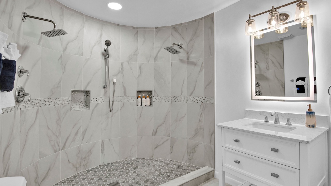 Photo of Bathroom in Paradise Island