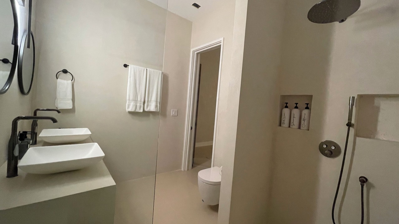 Photo of Bathroom in William's Town
