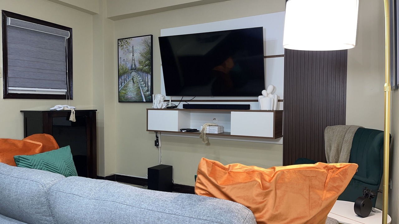Photo of Livingroom in Eden Gardens
